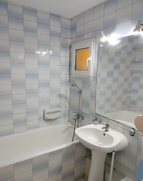 Obor, Stefan cel Mare, Mosilor langa metrou