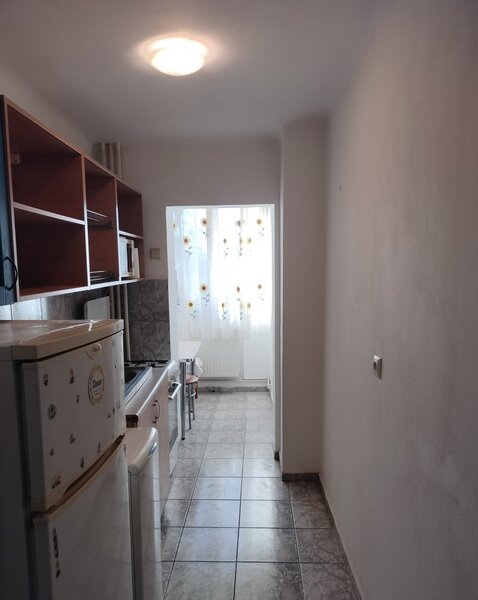 Obor, Stefan cel Mare, Mosilor langa metrou