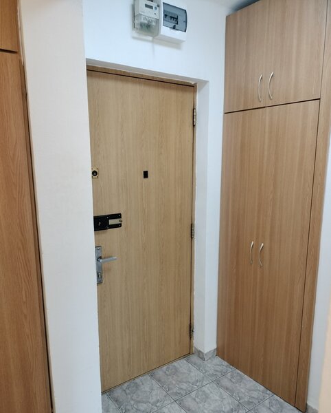 Obor, Stefan cel Mare, Mosilor langa metrou